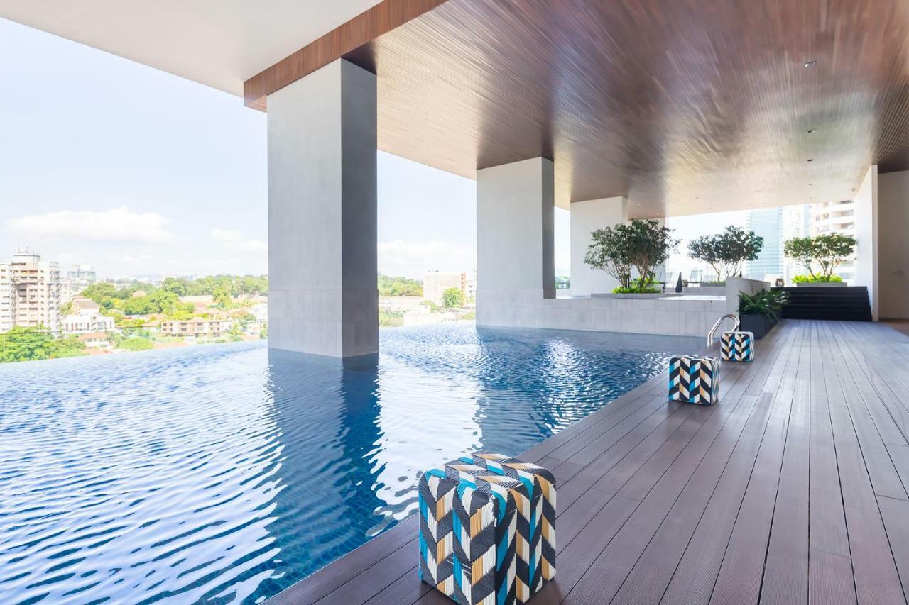 Est Suites Bangsar By Airhost Kuala Lumpur Zewnętrze zdjęcie